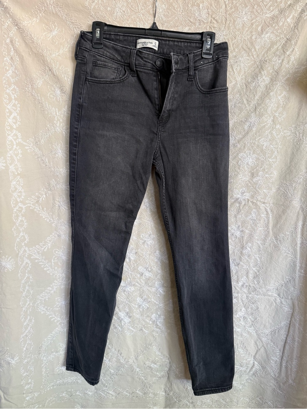 Abercrombie Women’s Black High-Rise Jeans